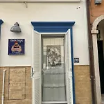 住宿加早餐酒店 Acasadelpescatore 圣贝内代托-德尔特龙托